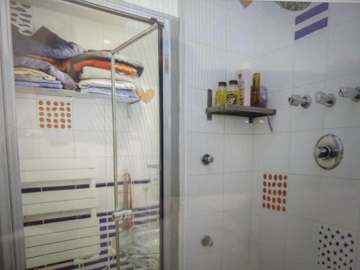 Cosy Rare 2 Bedroom Apartment Around A Private Garden Ньой сюр Сен Екстериор снимка